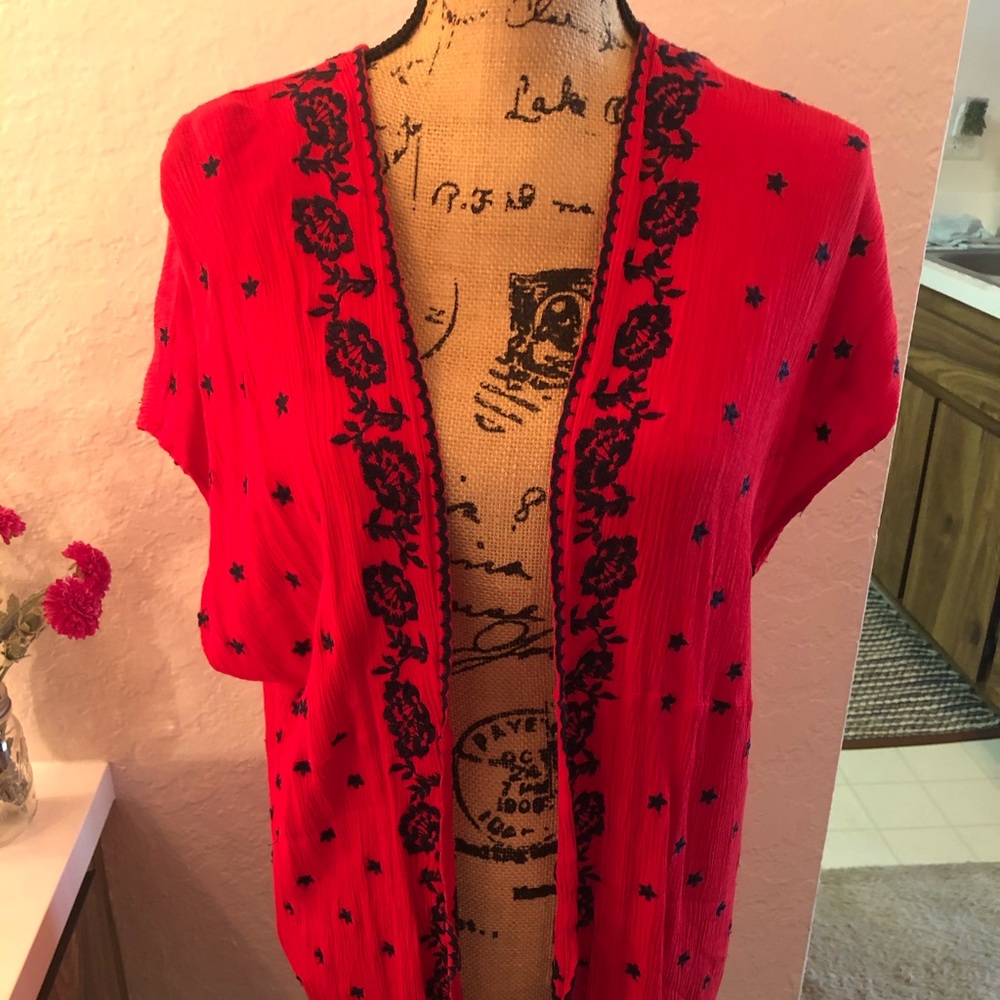 Love Tree red and blue coverlette SZ M